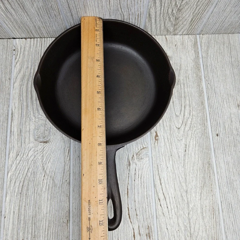 Vintage BSR Red Mountain Cast Iron Skillet Inset Heat Ring 5E No Spin